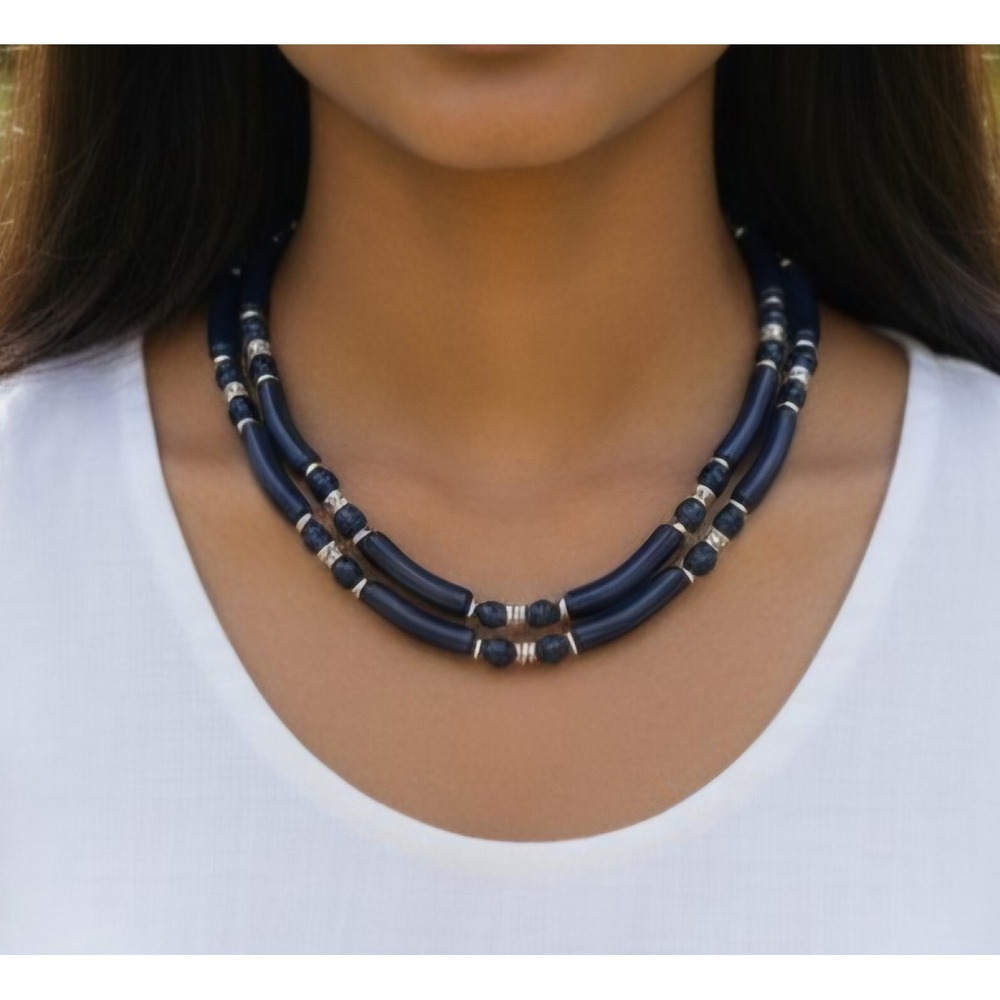 Vintage Navy Blue Lucite Double Strand Necklace Silver Tone Round Box Clasp 20"